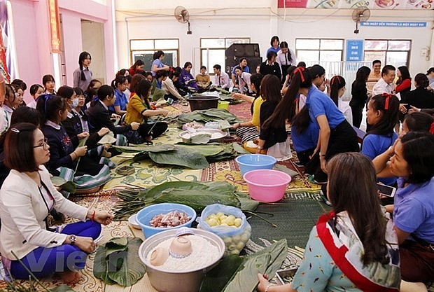 Overseas Vietnamese in Laos welcome traditional Tet